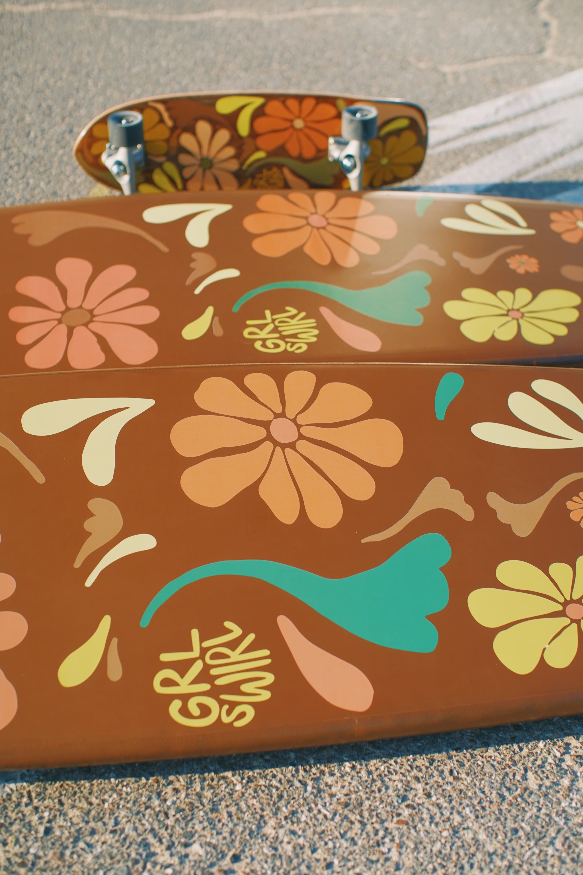 Handcrafted Soft-Top Surfboard FLOWERSURF – GRLSWIRL