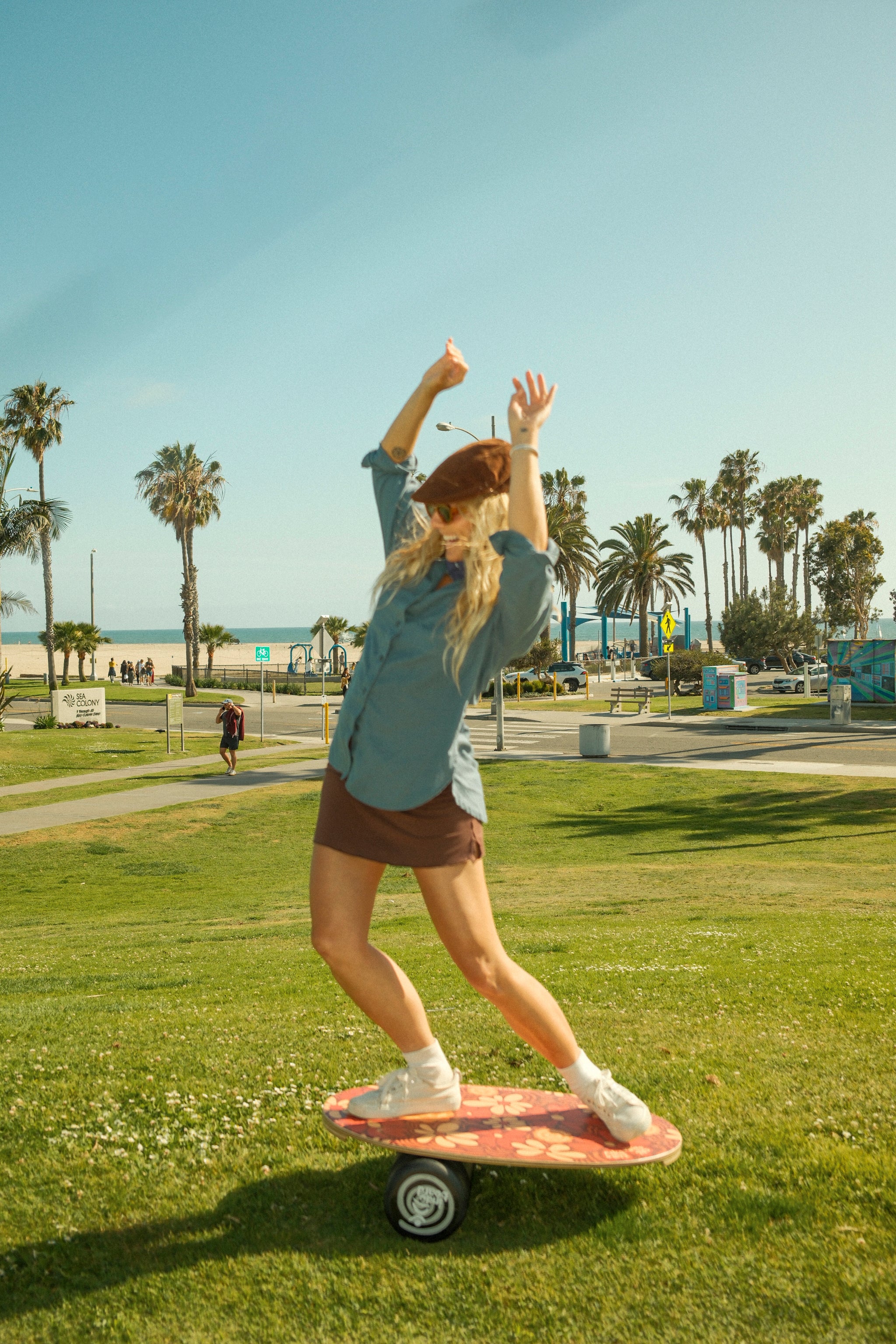 GRLSWIRL x Indo Board - Deck + Roller Bundle