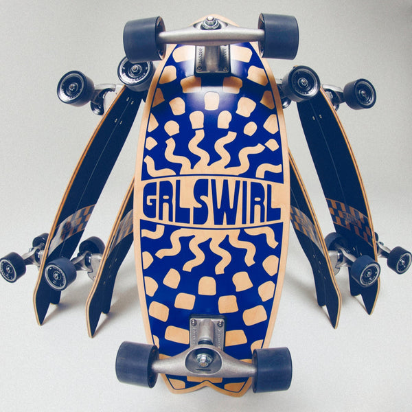 スケートボード GRLSWIRL FlowerSwirl Carver Board Pre-Order